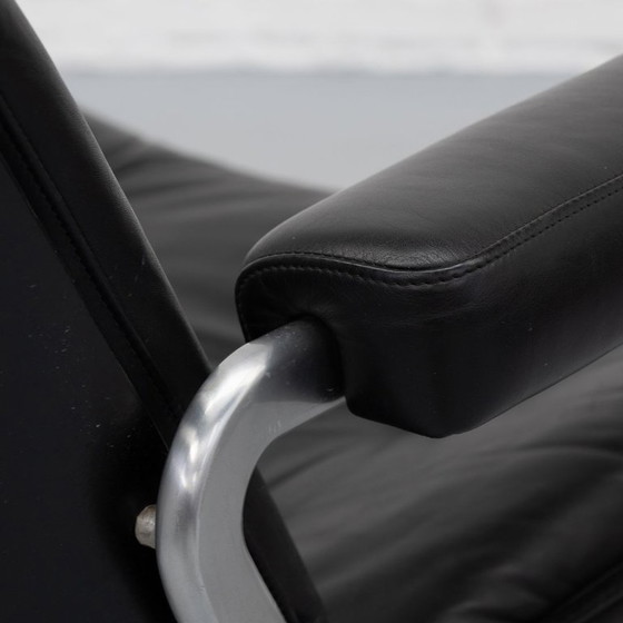 Fauteuil Stoll Giroflex années 70 – Wood, Leather (photo 10 of 13)