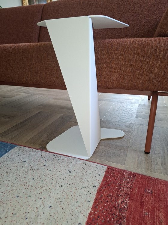 Image 1 of Beistelltisch