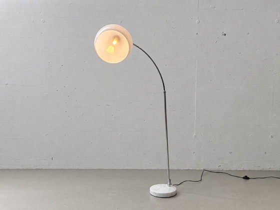 Lampadaire arc Vintage Space-Age – Chrome, Verre Acrylique & Marbre de Carrare, années 70 – Glass (photo 9 of 13)