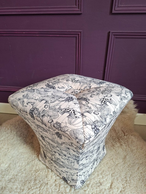 Stokking Pouf