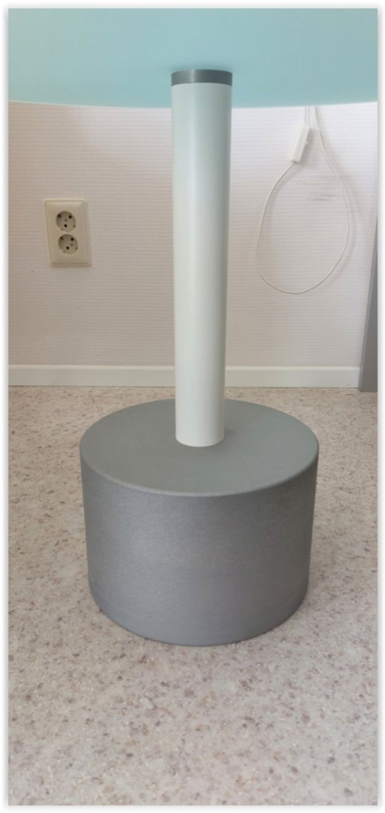 Image 1 of Almost new Round Side Table