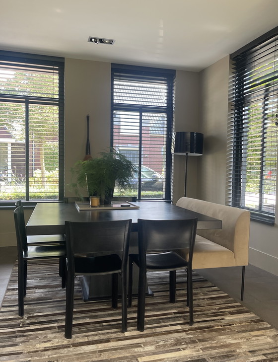 Image 1 of Tavolo nero robusto