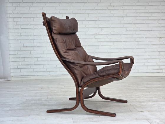 Image 1 of 1970, Noors ontwerp door Ingmar Relling voor Westnofa, model "Siesta" met armleuningen