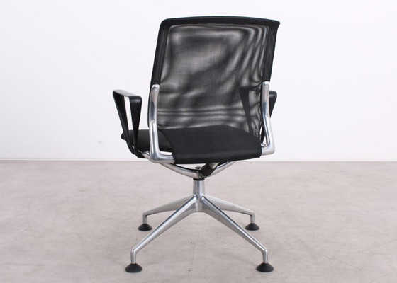 Image 1 of Silla Vitra Meda negra