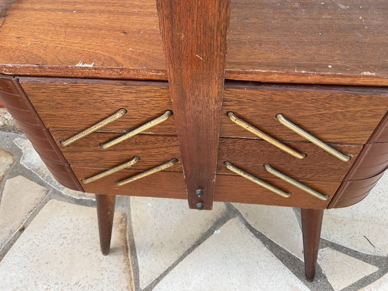 Image 1 of Travailleuse vintage