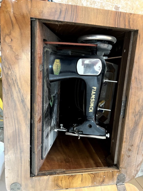 Image 1 of Machine à coudre Fiamsimca - Métal