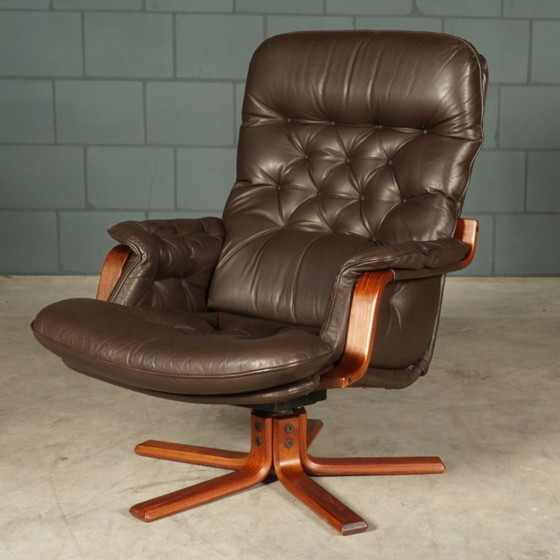 Image 1 of Vintage leather swivel armchair – brown – 1970s