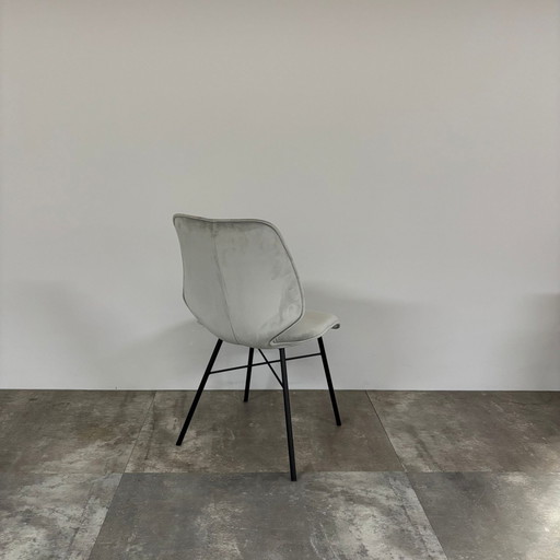 Canvas  Set van 4 – Bert Plantagie, eetkamerstoelen (photo 2 of 3)