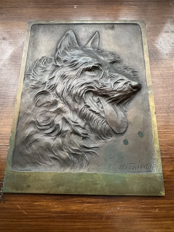 Image 1 of Placca in bronzo di un hondenkop (porta H. Thierer)