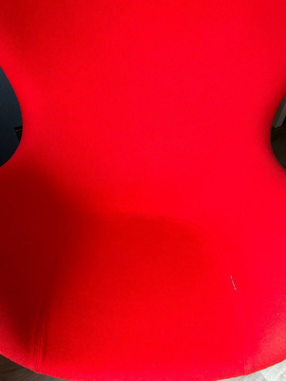 Image 1 of Fritz Hansen Egg Chair Rood