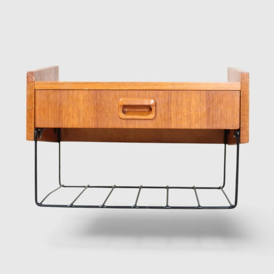 Image 1 of Meuble téléphonique suédois vintage, table de chevet