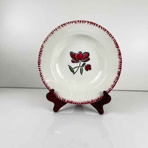 Set of 6 porcelain soup plates, Badonviller, red flower, 1950