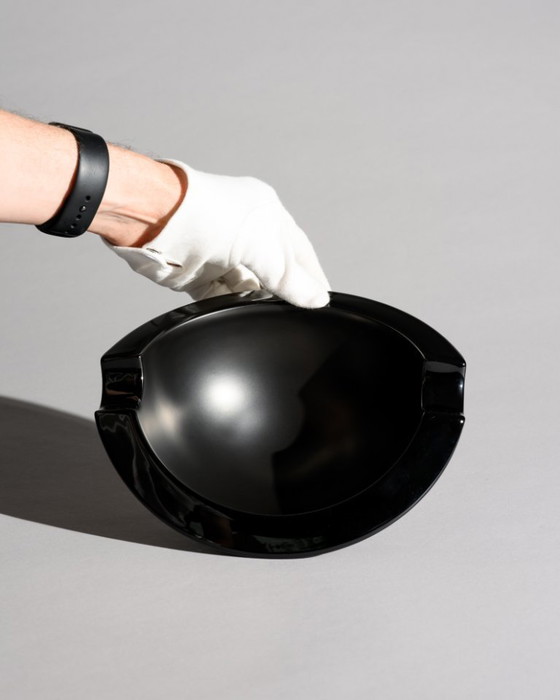 Image 1 of Jan van der Vaart pour Rosenthal Vase en porcelaine noire et duo de bols Nautica, Allemagne