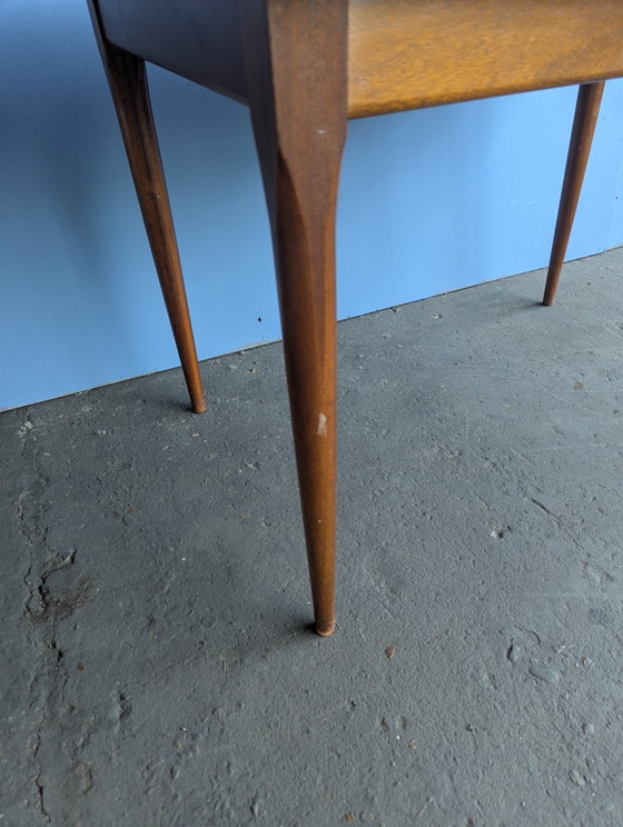 Image 1 of Ausziehbarer Teakholztisch aus der Mitte des 20. Jahrhunderts (1960er Jahre)