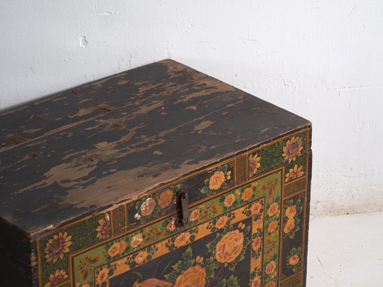 Antique painted trunk in pine wood – China, circa 1900 – Storage cabinet, Iron (photo 19 of 40)