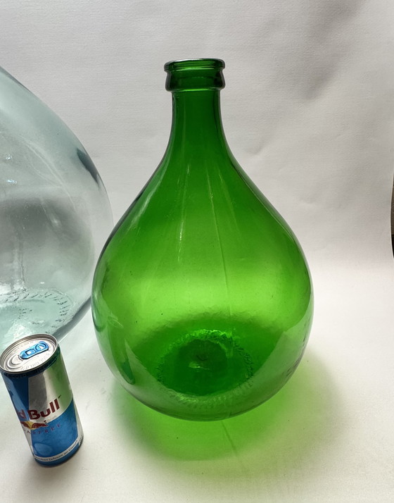 Image 1 of Satz von 2 alten Glasflaschen (VEBAU 54L & 10L, Italien)