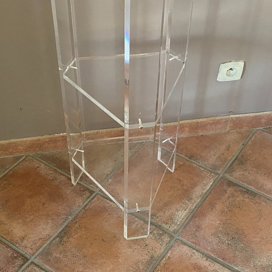 Image 1 of Console David Lange 1980. 90x36x30 cm. Plexiglas.