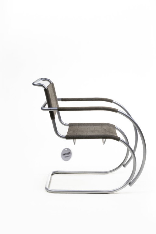 1x Thonet S533 LF (special edition - Grey)