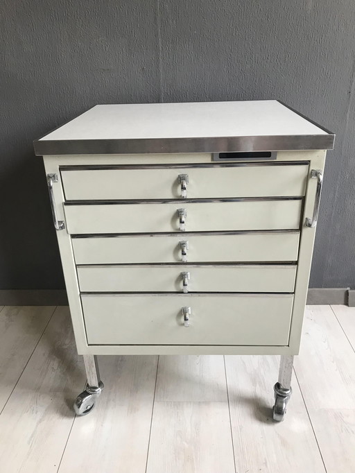 Cabinet dentaire mobile d'époque