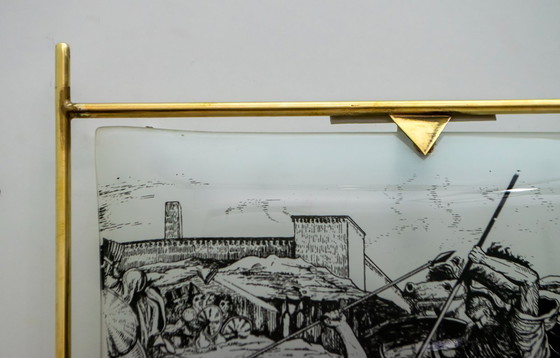 Image 1 of Sconcerto italiano di metà secolo in ottone e vetro acidato curvato, anni '50