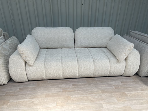 Desgin sofa bouclé with sleeping function and storage space