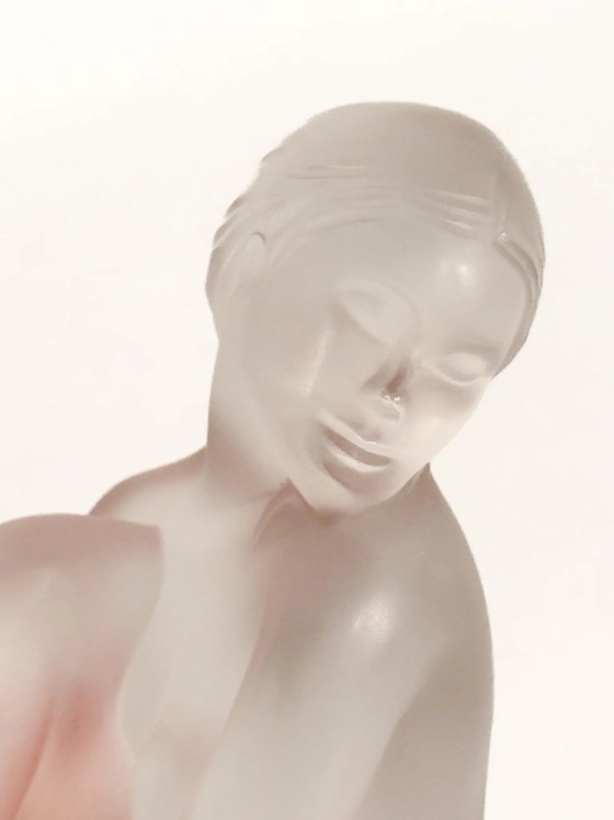 Statuetta in cristallo Lalique 'Petite Vue Venus' anni '90 – Sculture (photo 10 of 10)