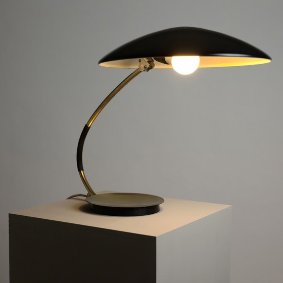 Lampe de table Christian Dell Modèle 6787 „Kaiser Idell“ pour Kaiser Leuchten, Allemagne, c. 1951 – Brass (photo 2 of 17)