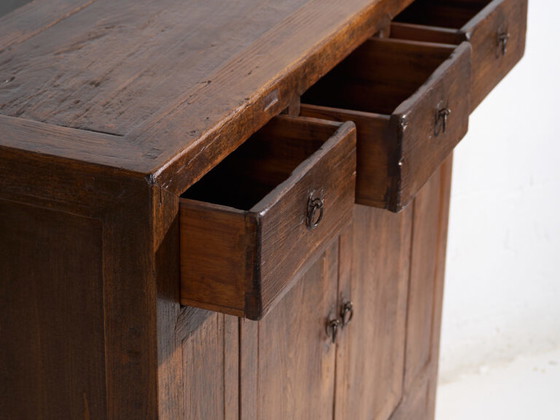 Grenen dressoir met drie laden en twee deuren – China, circa 1950 (photo 17 of 40)