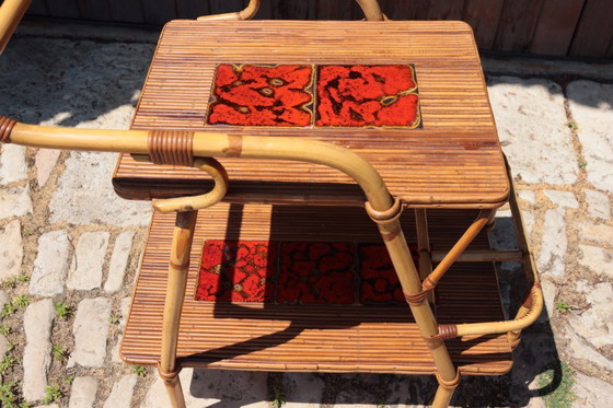 Image 1 of Mesa de servicio/rueda de ratán y cerámica de Audoux Minet, 1950