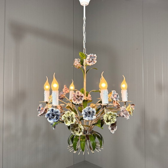 Image 1 of Italian chandelier with porcelain flowers 1950s