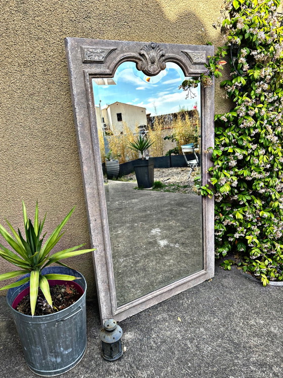 Image 1 of Large patinated mirror – Antique stone effect

