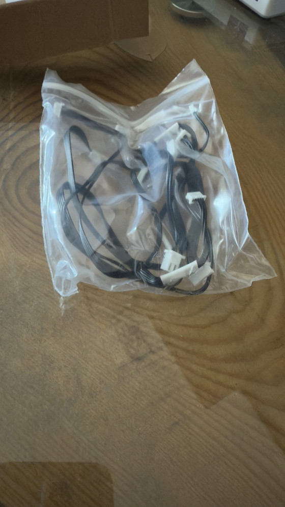 Image 1 of Mod Bambu AMS Hydra con placa base y cable