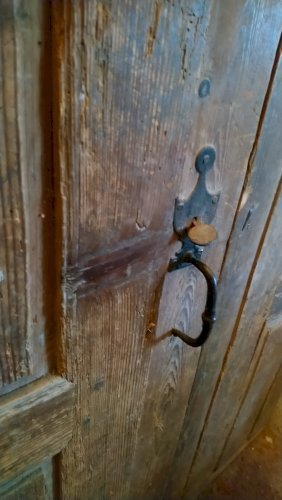 Ante doppie per armadio in pino – Colonne, Wood, Iron (photo 23 of 40)