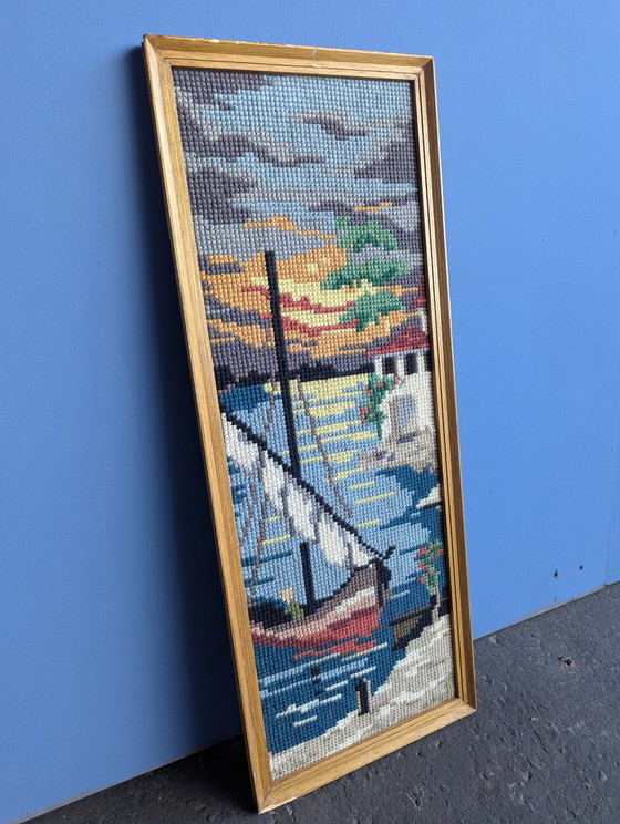 Image 1 of Cornice vintage in lana con paesaggio marino