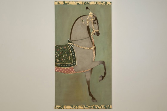 Image 1 of Toile peinte figurant un cheval indien robe claire, de profil. Contemporain.