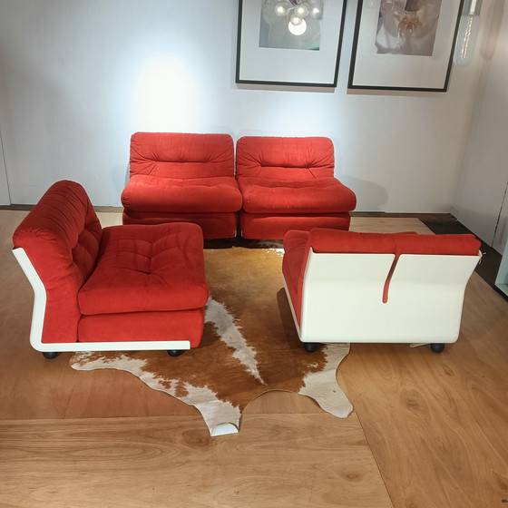 Image 1 of 4 Poltrone "Amanta" Mario Bellini
