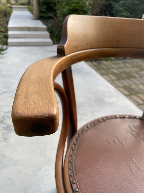 Image 1 of Originele Thonet design stoel - mét merklabel