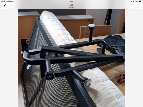 Image 1 of Letto matrimoniale con gambe di sostegno