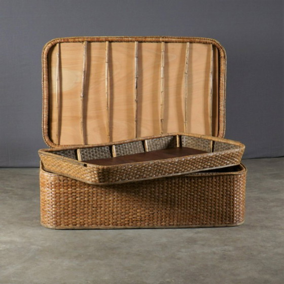 Image 1 of Panier en rotin vintage XXL – Table basse en rotin