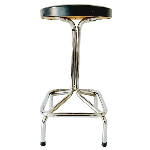 Tabouret vintage à structure tubulaire chrome noir