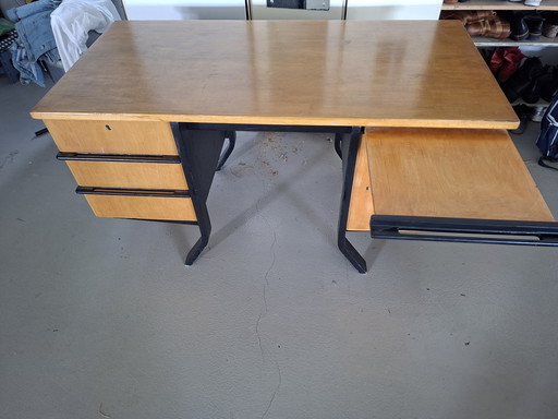 Cees braakman EB40 schrijftafel