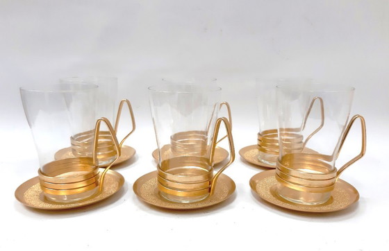 Image 1 of Set di 6 tazze in vetro con portabicchieri in rame/ottone con piattini
