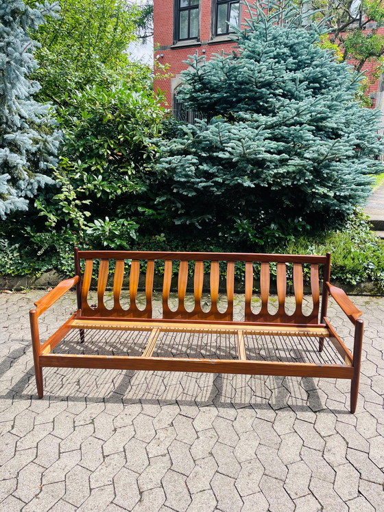 Image 1 of Sofá de 3 plazas de teca danesa de mediados de siglo