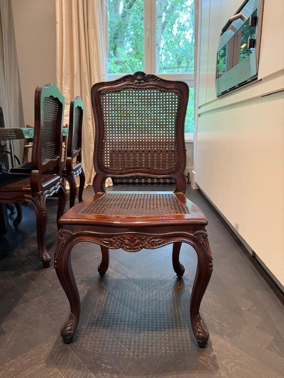 Image 1 of Eettafelstoelen van Oficina Inglesa 8x