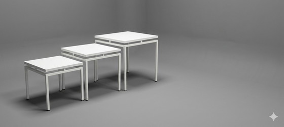 Image 1 of Set van 3 nesting tafeltjes van Martin Visser
