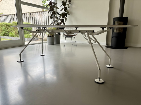 Image 1 of Tecno table Nomos by Norman Foster