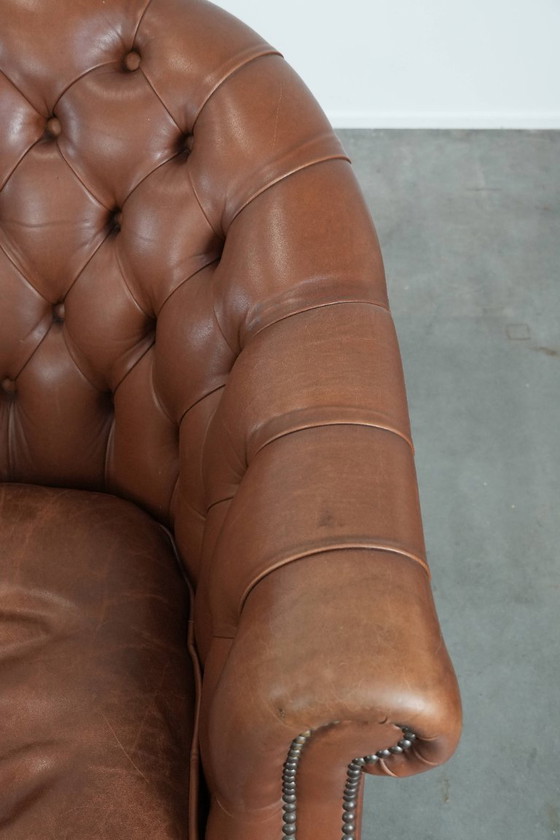 Image 1 of 2 poltrone Chesterfield color cognac in pelle di mucca in stile inglese