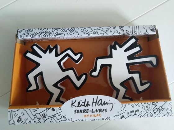 Image 1 of Keith Haring - Limited Edition Dancing Dogs boekensteunen / decoratief object (set)
