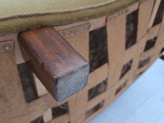 Image 1 of Deense "Banana" driezitsbank uit de jaren 60, origineel olijfgroen meubelvelours.