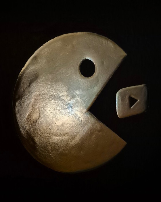 Image 1 of Golden PacTube Award Œuvre d'art plaquée or 23 carats dans un cadre en édition limitée